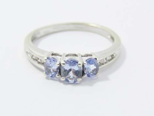 Lovely 9CT White Gold & Tanzanite Trilogy Rin