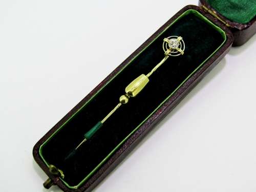 Beautiful! Antique 9CT Gold & Diamond Stick Pin
