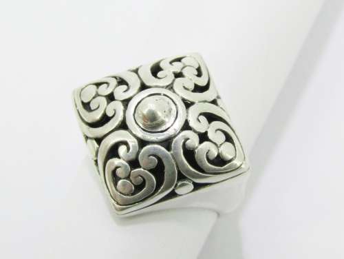 A  Gorgeous Chunky  Scroll Design Ring in Sterling Silver.
