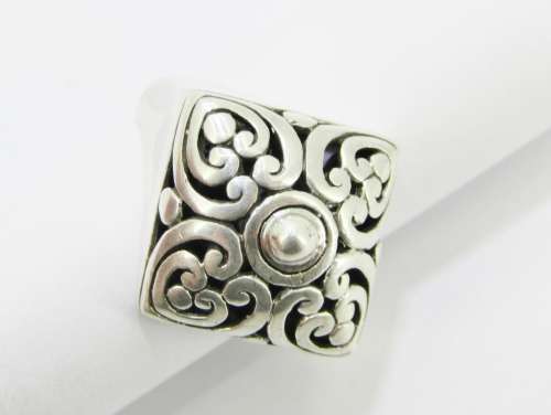 A  Gorgeous Chunky  Scroll Design Ring in Sterling Silver.
