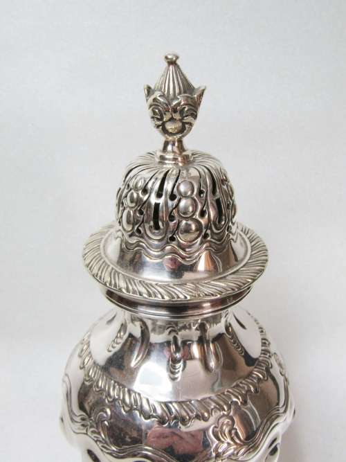 Stunning Vintage/Antique Silver-Plated Large Sugar Castor / Shaker