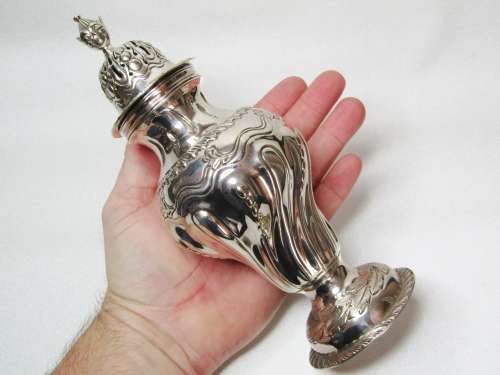 Stunning Vintage/Antique Silver-Plated Large Sugar Castor / Shaker