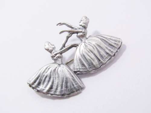 A Gorgeous CANDIDA Ballerina Dancers Brooch In Sterling Silver.