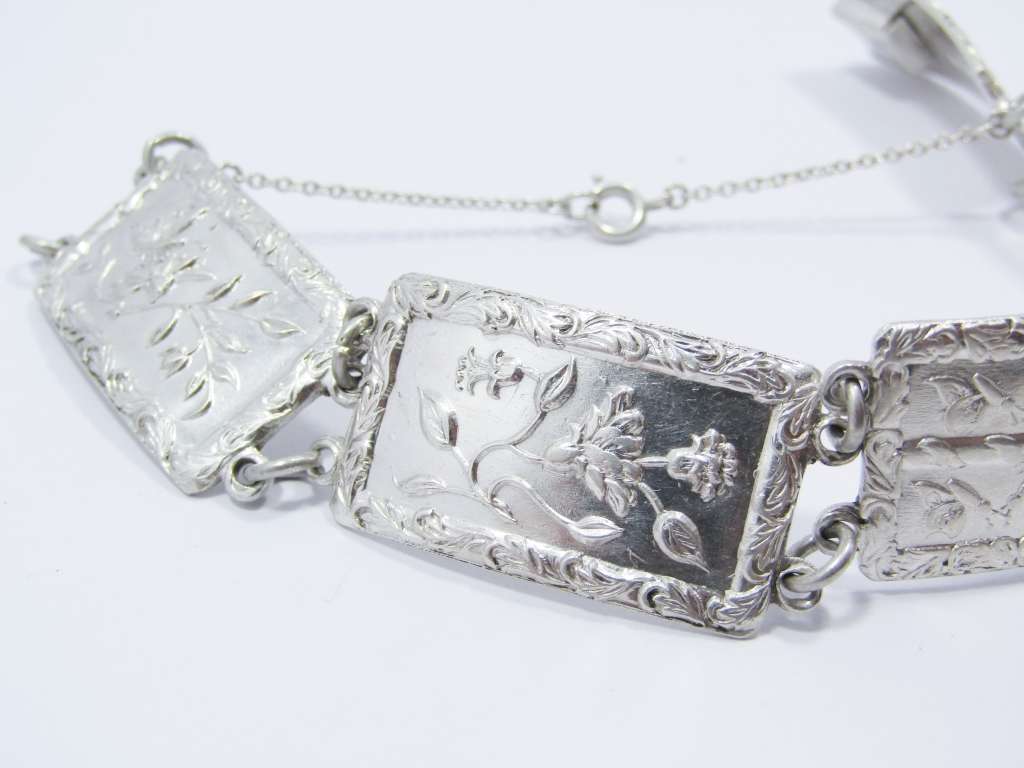 Vintage (c1945) English Hallmarked Sterling Silver Bracelet