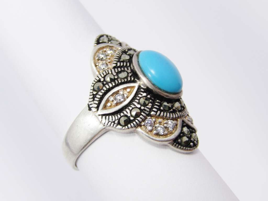 A Stunning Blue Stone Marcasite Ring in Sterling Silver