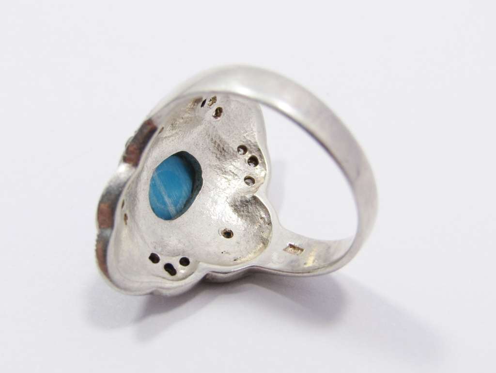 A Stunning Blue Stone Marcasite Ring in Sterling Silver