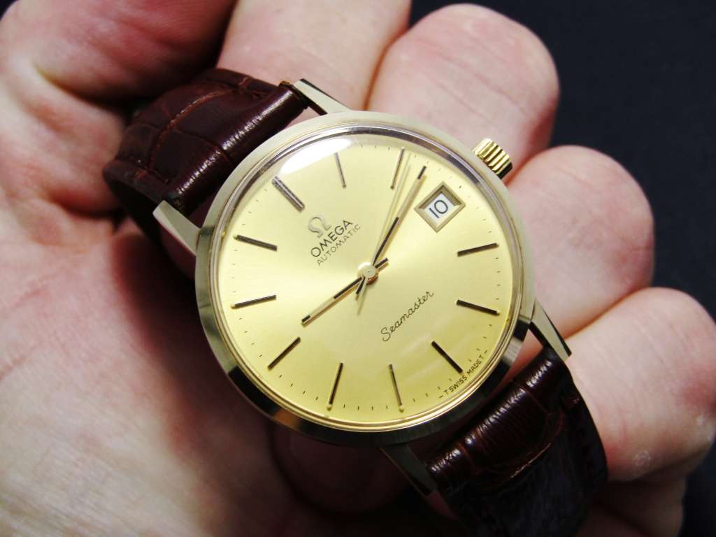 Exquisite! Vintage (c1979) 14CT Gold Automatic Omega Seamaster Watch