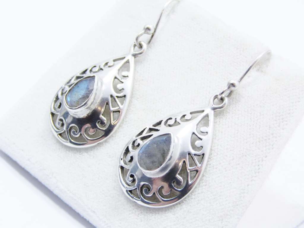 A Lovely Pair of Labradorite Dangling Earrings in Sterling Silver