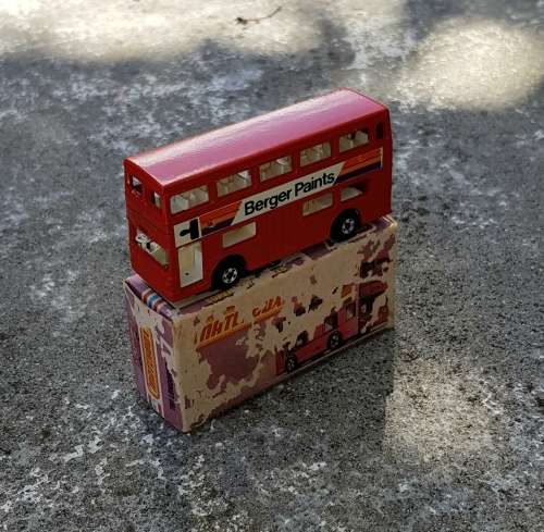 Vintage Matchbox 1974 The Londoner Bus (No 17) (Berger Paints)