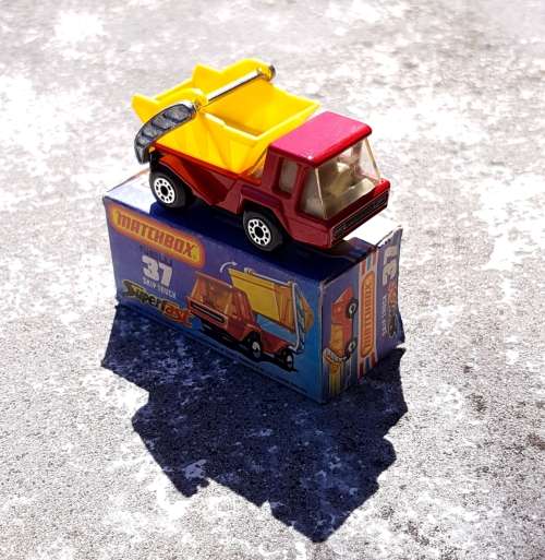 Vintage Matchbox 1978 Skip Truck (No. 37)