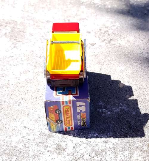 Vintage Matchbox 1978 Skip Truck (No. 37)