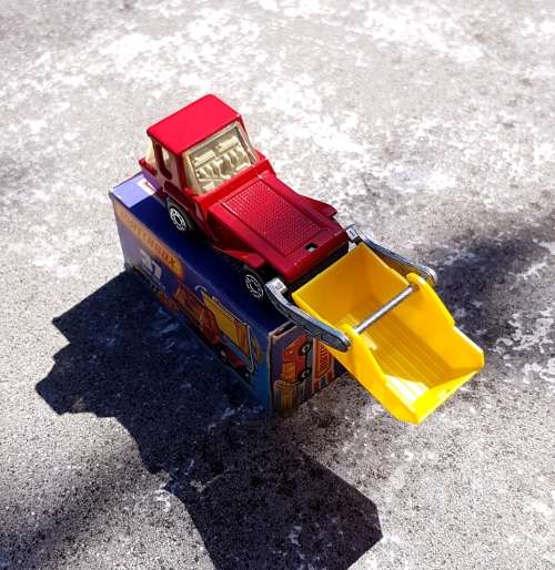 Vintage Matchbox 1978 Skip Truck (No. 37)
