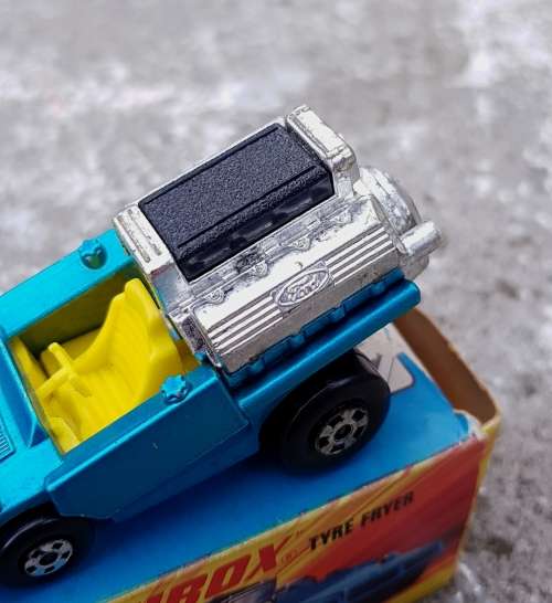 Vintage Matchbox 1972 Tyre Fryer (No. 42)