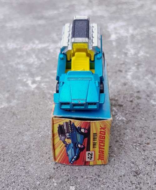 Vintage Matchbox 1972 Tyre Fryer (No. 42)
