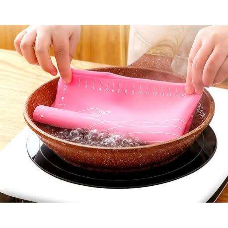 Kneading Silicone Baking Mat 49 x 39cm With Measurements
