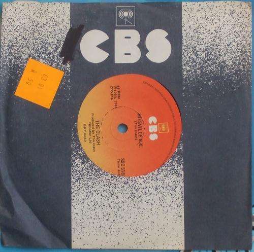 Clash - Hitsville U.K./ Mikey Dread - Radio One  RARE SINGLE (SA press)
