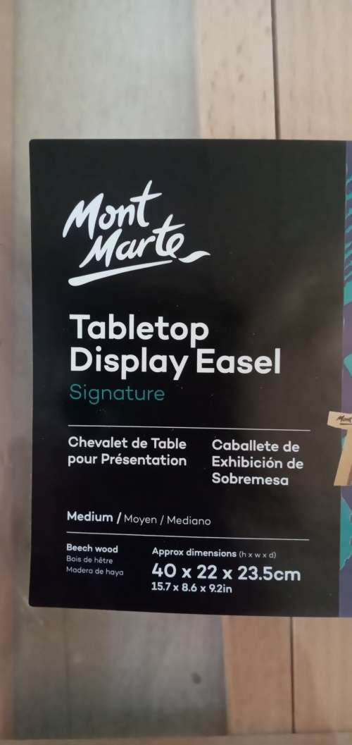 mont Marte signature Tabletop easel medium
