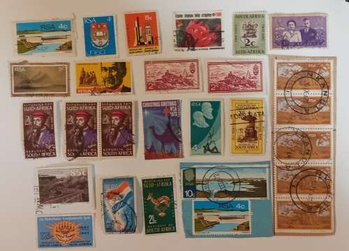 Box of South Afican stamps most from 1960s-1980s (large collection)