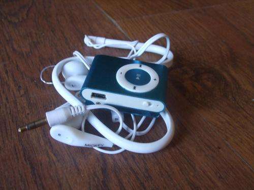 Shuffle mp3 player