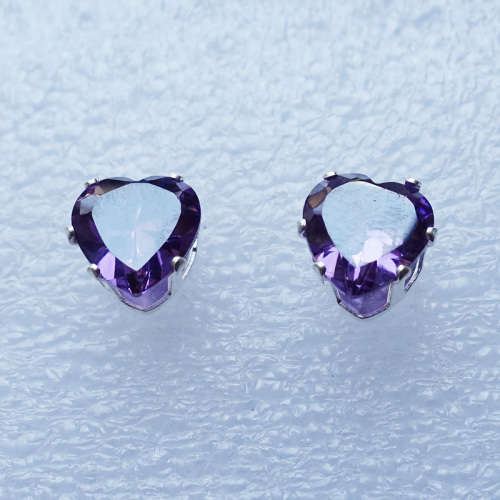 ONE PAIR  BLUE 6MM STERLING SILVER CRYSTAL HEART SHAPE  STUD EAR RINGS
