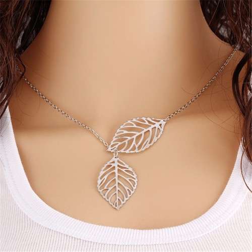 SILVER HOLLOW DANGLE LEAF NECKLACE