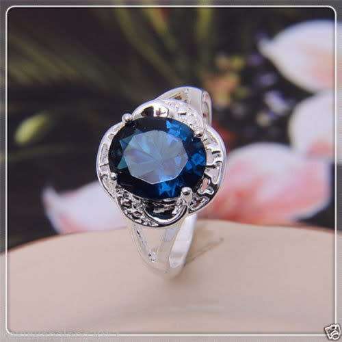 VINTAGE SILVER PLATED BLUE CUBIC ZIRCON RING US SIZE 8