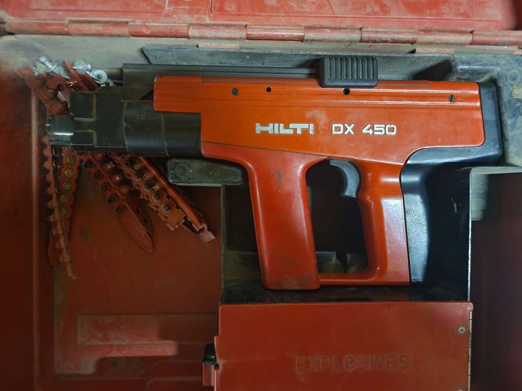 Hilti DX450