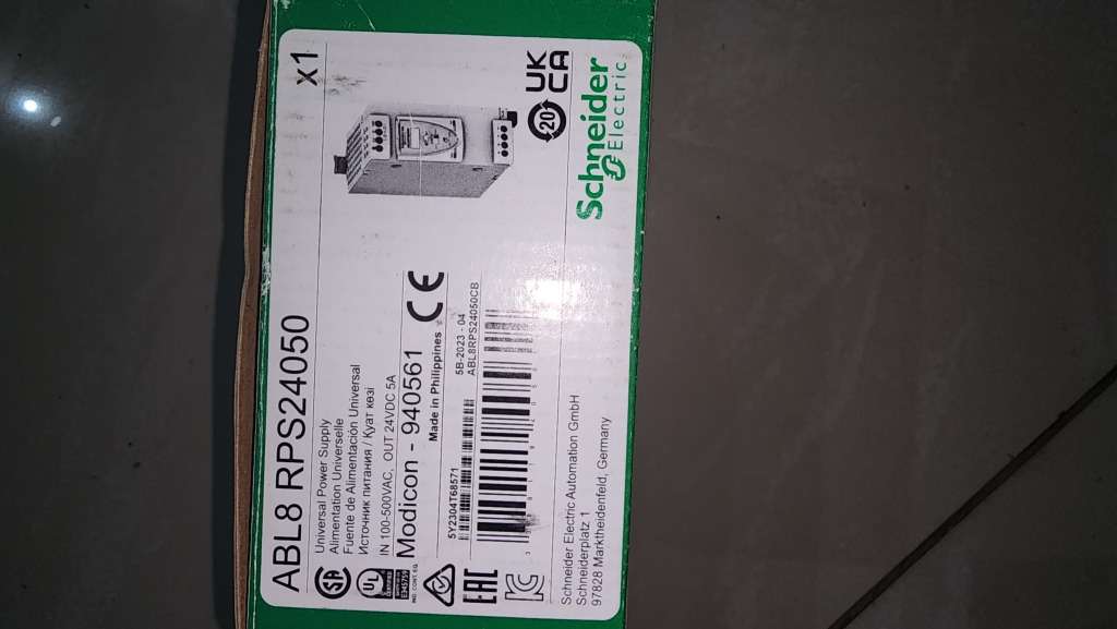 Schneider universal power supply