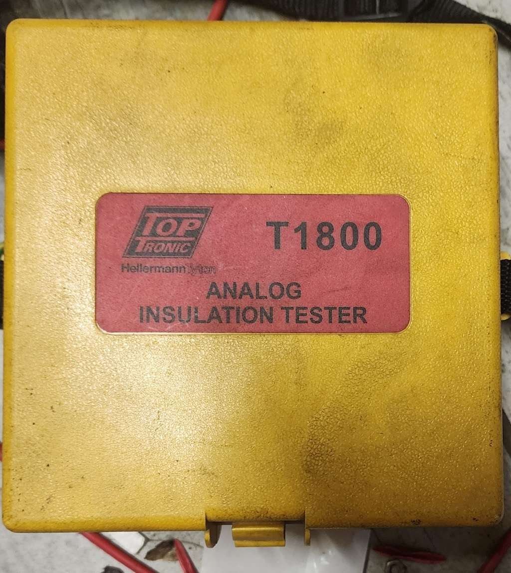 TopTronic analog insulation tester