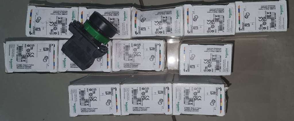 Schneider panel push buttons