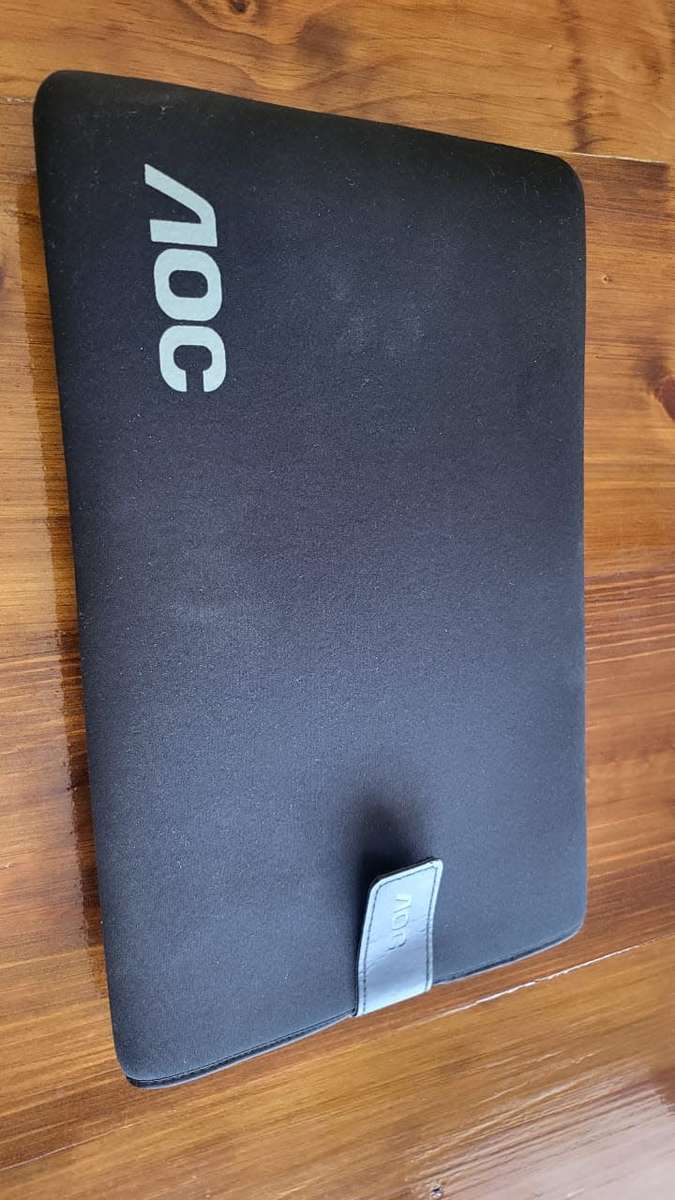 AOC E1659FWU 16` Portable LCD / LED Monitor