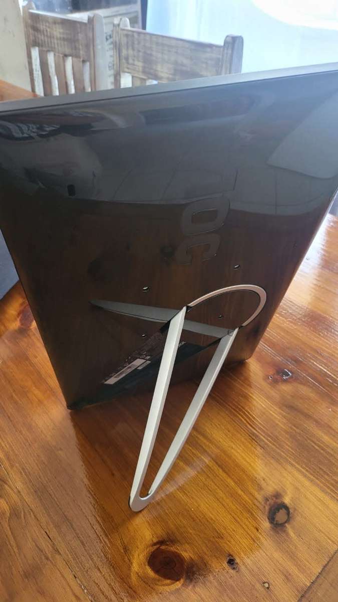 AOC E1659FWU 16` Portable LCD / LED Monitor