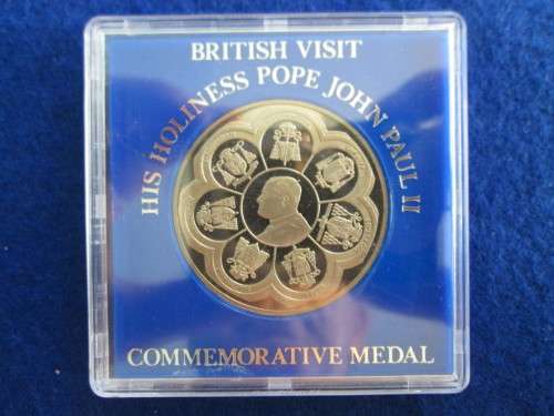 Rare Papal Medal Pope John Paul II 1982 British Visit Commemorative Arms 38mm.