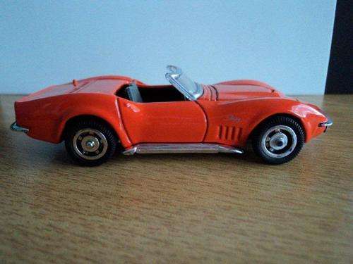 New Ray - 1969 Corvette.