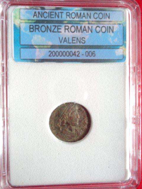 ANCIENT ROMAN COIN - BRONZE ROMAN COIN OF VALENS.