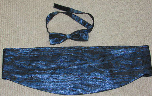 CUMMERBUND AND BOW TIE