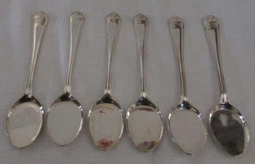 Community Plate Silver Tea Spoons with Box -  Set of 6