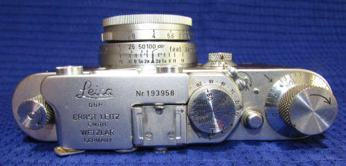 VINTAGE 1936 LEICA IIIA  CAMERA with ELMAR 50mm  2.8 LENS - In perfect working condition