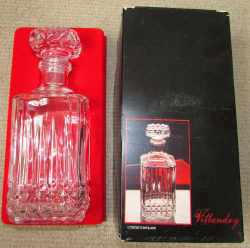 DECANTER - CRYSTAL D'ARQUES LEAD CRYSTAL - VILLANDRY - NEW IN BOX