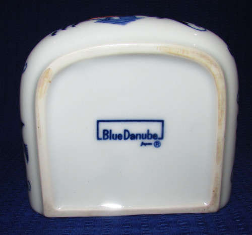 BLUE DANUBE SALT BOX WITH LID