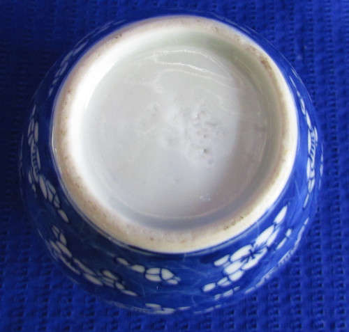 GINGER JAR WITH LID