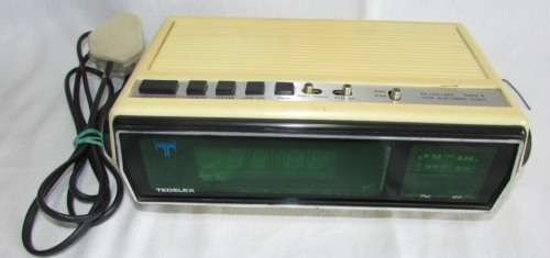 VINTAGE TEDELEX RADIO / ALARM CLOCK