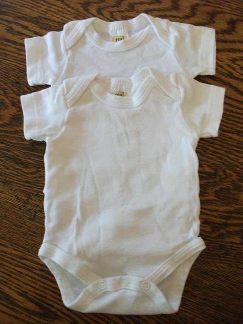 2 Newborn Short-sleeve Vests