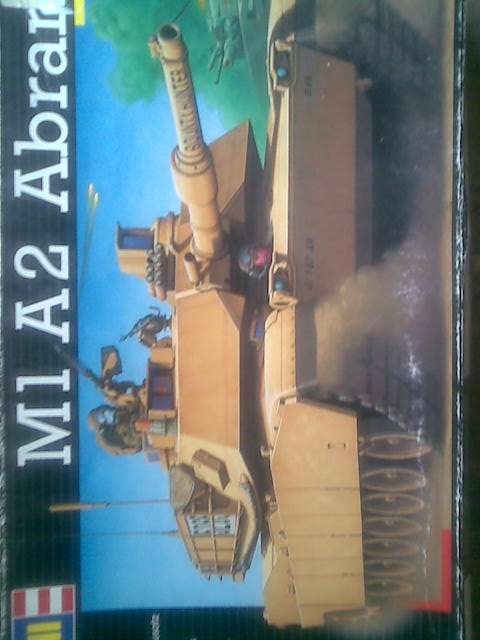 REVELL M1 A2 ABRAMS TANK 1:35 SCALE GREAT CHRISTMAS PRESENT BOYS