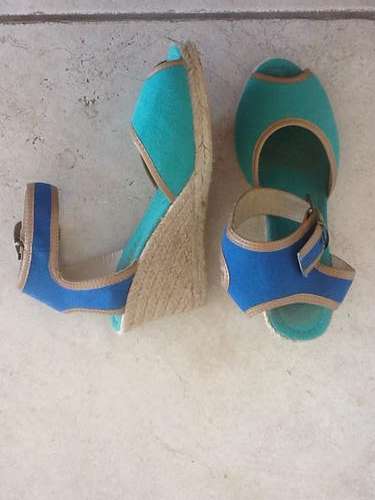 PRetty Blue Teal Color Block Wedges