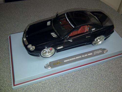 MERCEDES COLLECTION 1:18 MAISTO PLAYERZ EDITION: SL55 AMG
