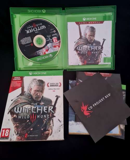 The Witcher 3 Wild Hunt (Pre-Owned)