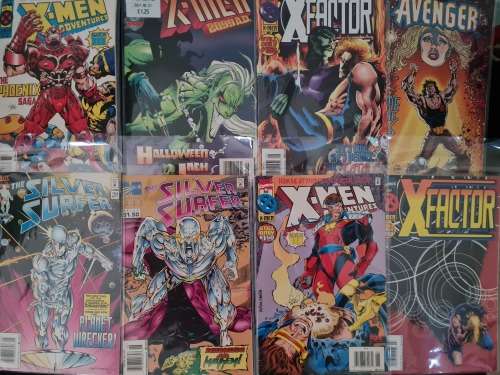 Variety Comic books in good to mint condition Marvel, DC and other independent publishers