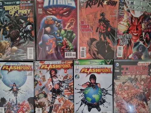 Variety Comic books in good to mint condition Marvel, DC and other independent publishers