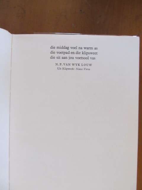 F A Venter - Die Middag voel na warm as